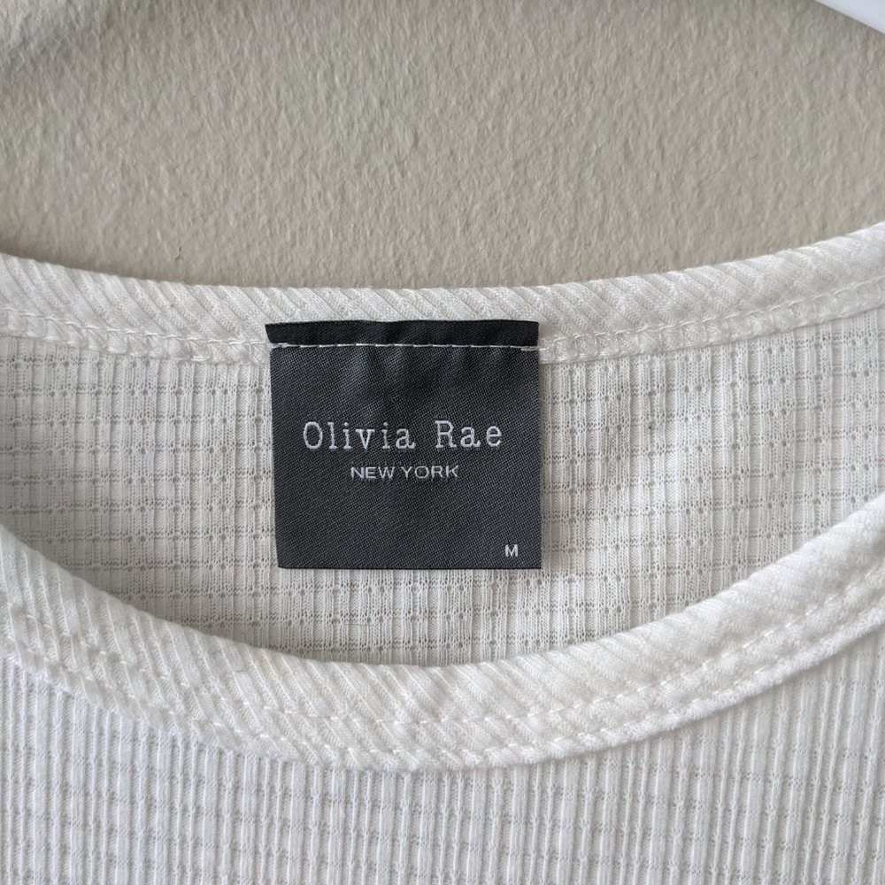 Olivia Rae - White Ribbed Cropped T-Shirt-  Size Medium - Picture 2 of 5